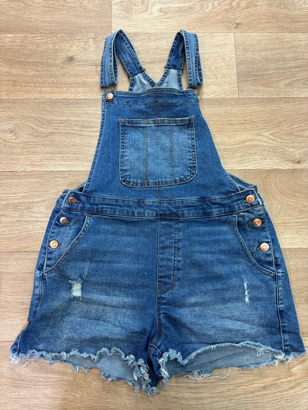 No Boundaries Denim Overalls Shorts Distressed Raw Hem Medium Wash Size Medium